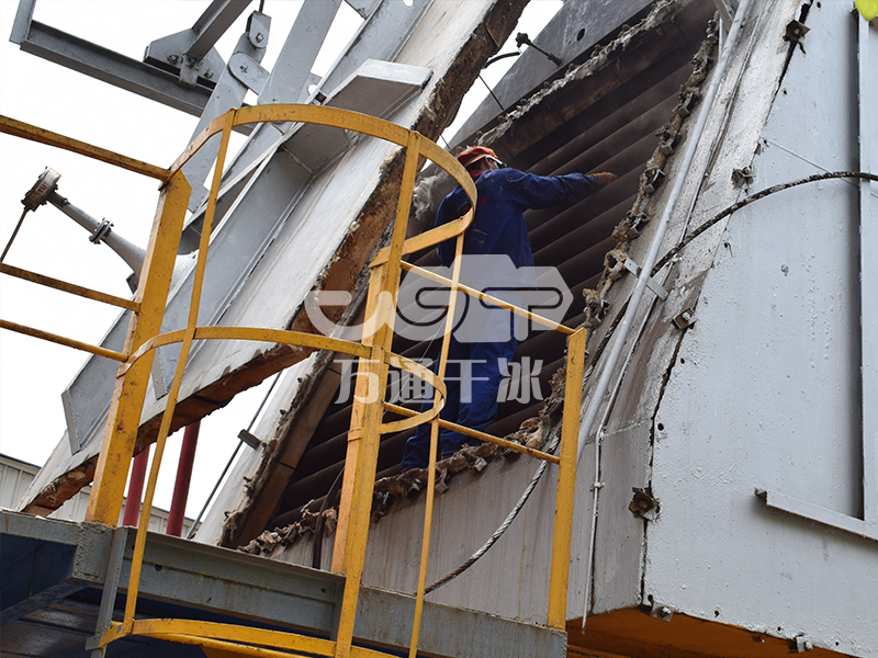 專(zhuān)業(yè)電廠鍋爐清洗-干冰清洗鍋爐無(wú)水清洗