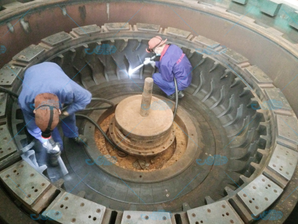 萬(wàn)通干冰清洗在模具行業(yè)的顯著優(yōu)勢(shì)