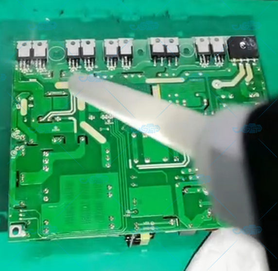 萬通干冰清洗服務助力電子產(chǎn)業(yè)升級??